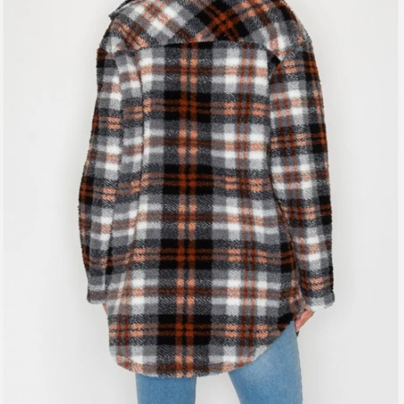 Brown plaid Style One fleece jacket - Picture 8 of 9